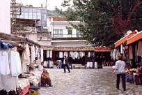 村の中心の広場